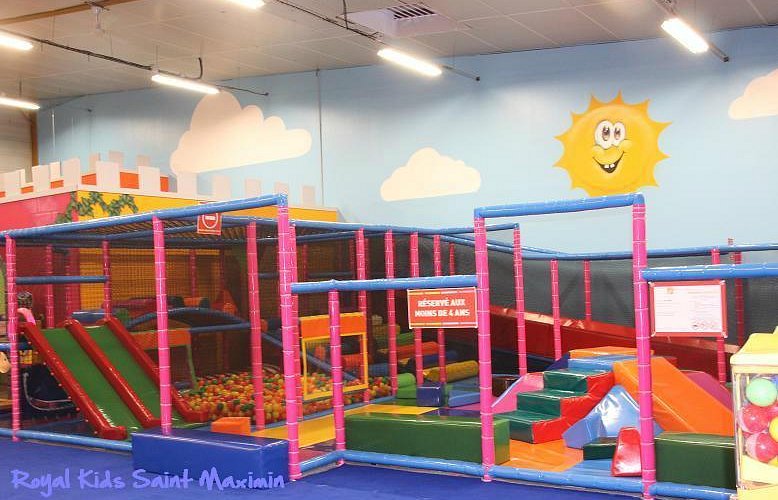 منطقة الألعاب الداخلية